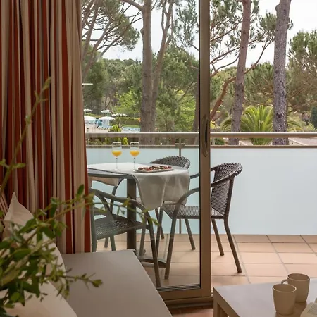 Ciutat De Palol Aparthotel