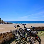 Apart-hotel Ciutat De Palol 4*