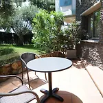 Apart-hotel Ciutat De Palol 4*