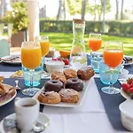 Ciutat De Palol Apart-hotel 4*