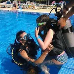 Apart-hotel Ciutat De Palol 4*